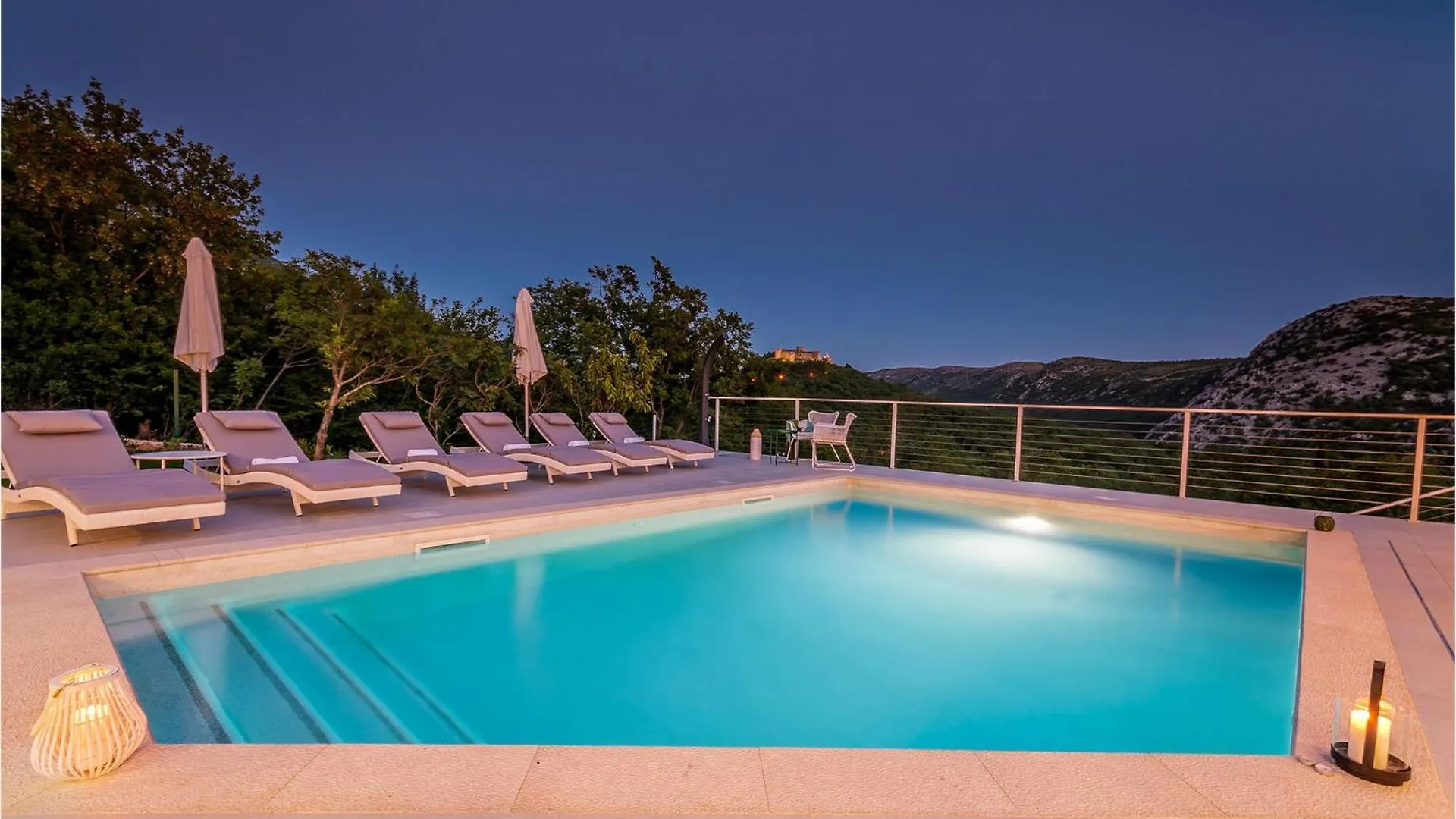 Holiday home Villa Senza Nome Drivenik